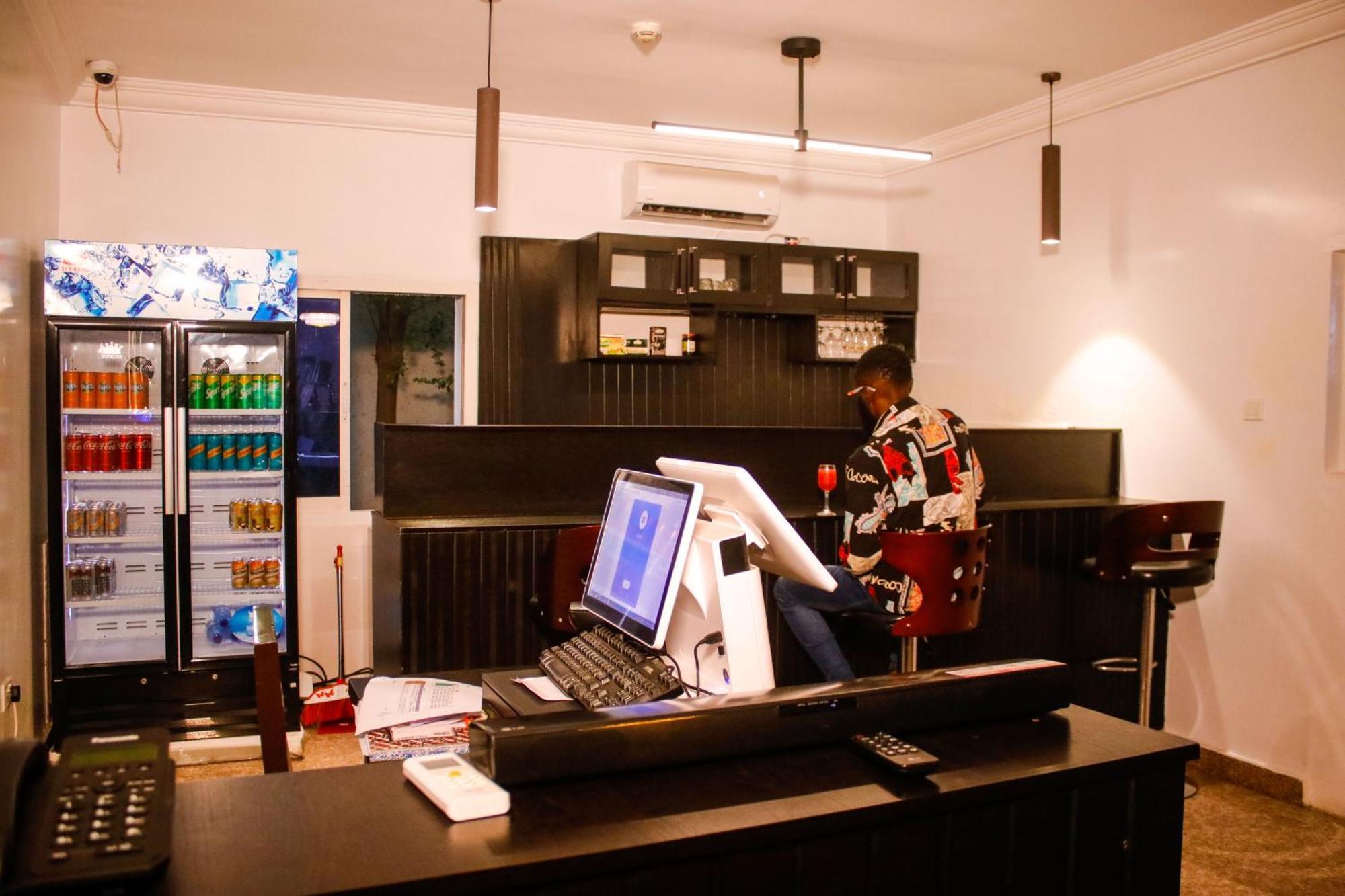 Guest Pride Hotel كانو المظهر الخارجي الصورة
